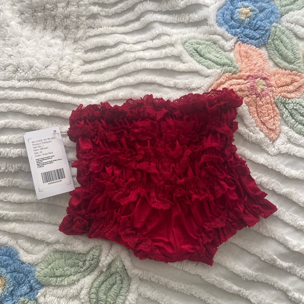 Red Ruffle Bloomers - Picture 2 of 3